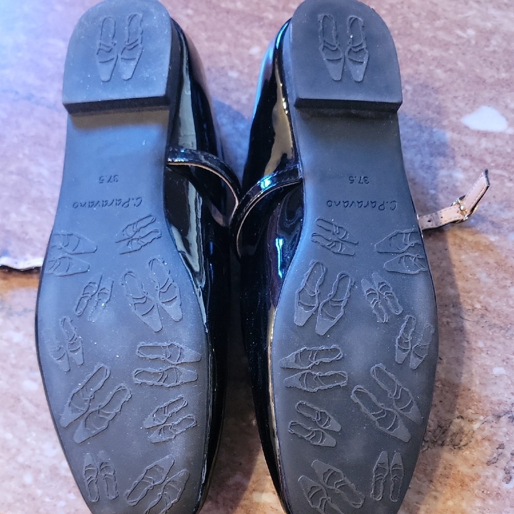 C. Paravano Elegant Black Patent Leather Mary Jane Flats. 37.5 = 7 1/2 - Picture 2 of 5